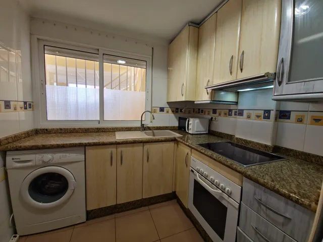 Apartamento de 2 dormitorios en alquiler, Lomas de Cabo Roig — 5