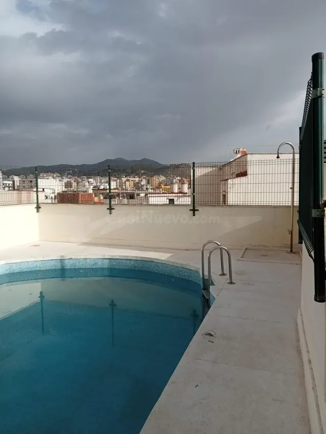 ALQUILER ÁTICO EN EL CENTRO DE MÁLAGA 3 HAB.