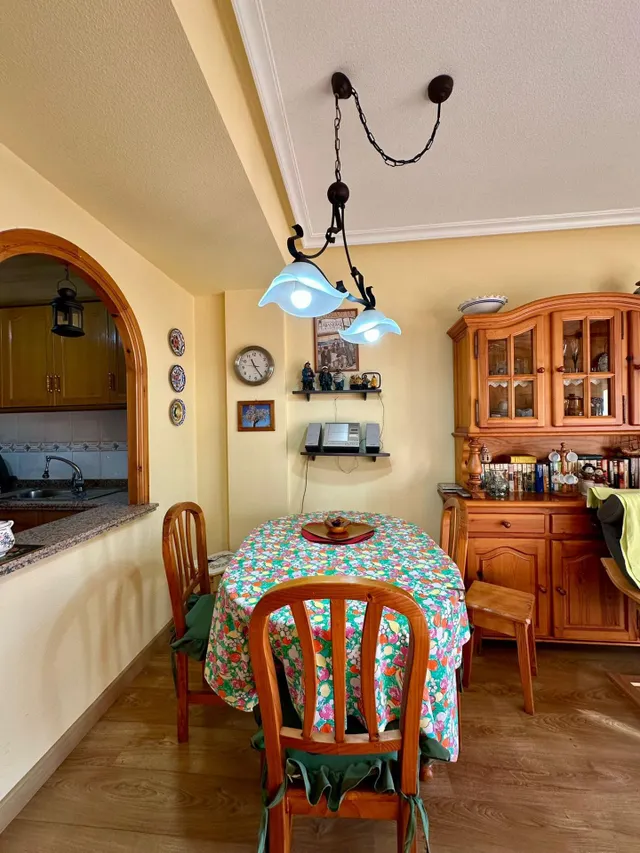 Se vende piso con garaje cerrado y terraza de 10 m2 en Torrevieja — 14