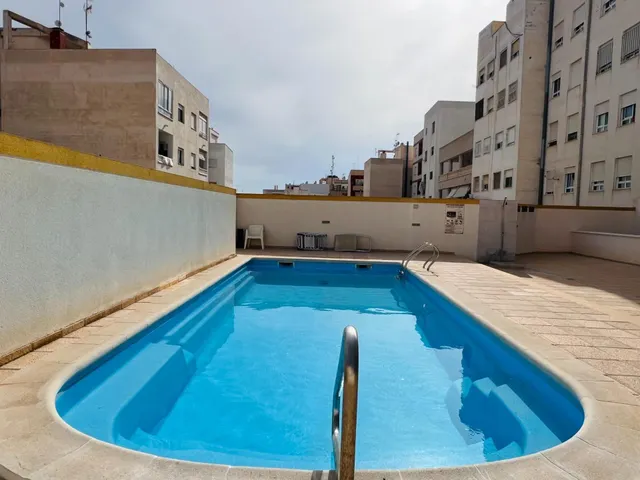 ALQUILER LARGA TEMPORADA APARTAMENTO DE 2 DORMITORIOS CON PISCINA COMUNITARIA — 14