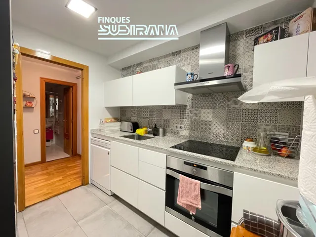 Lluminós pis de 3 habitacions a la zona de la Masuca, a Igualada. — 32