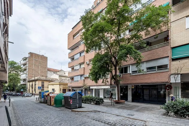 LUMINOSO PISO EN PLANTA ALTA EN ZONA FÍGARES — 20