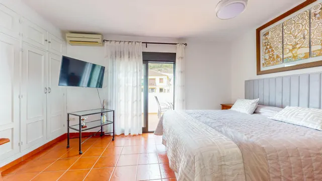PRECIOSA CASA  A LA VENTA EN BENAHAVIS — 11