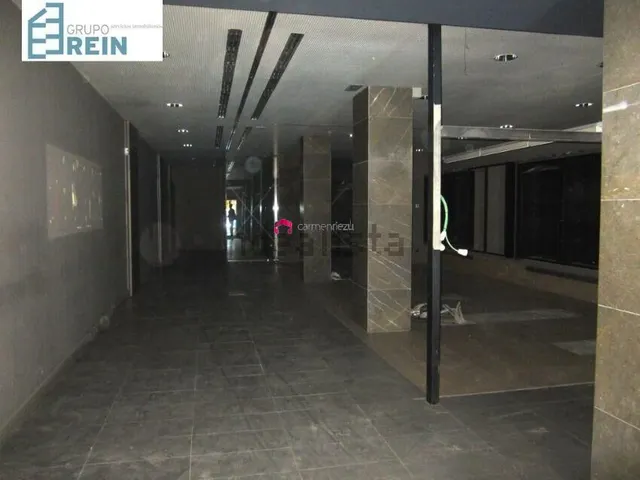 Local comercial avda. valvanera 96 — 14
