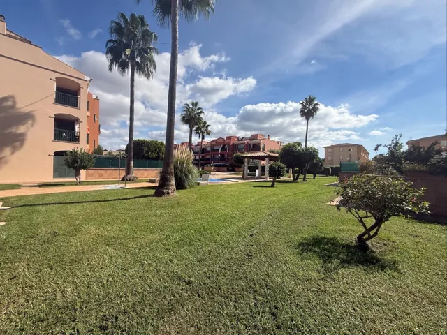 Un refugio mediterráneo reformado en Sa Torre, con terraza y cinco piscinas — 17