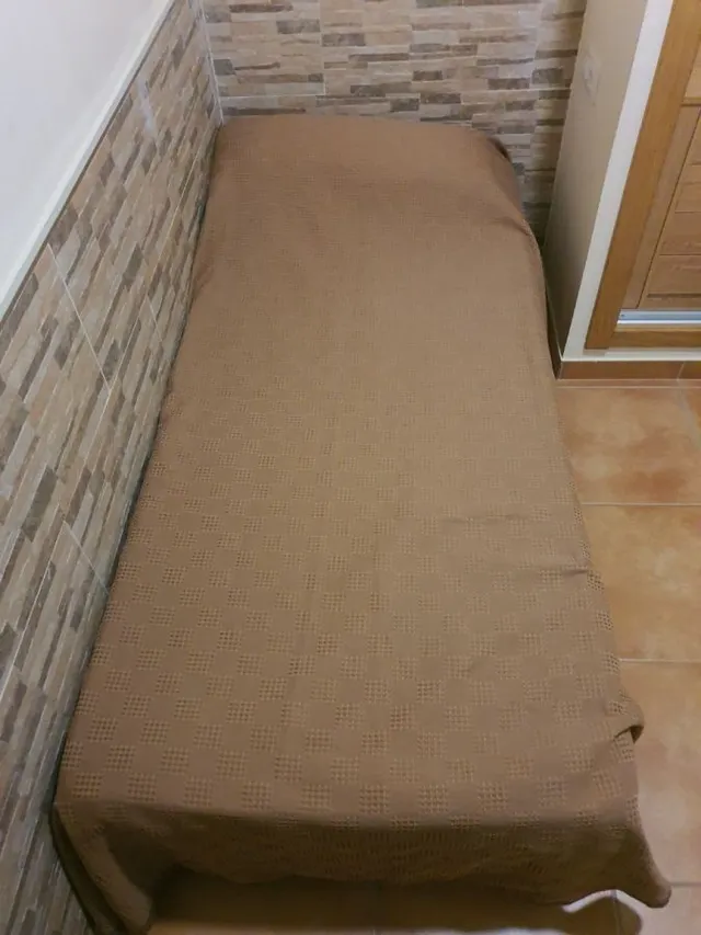 Piso 16 habitaciones en venta - Mercado — 46