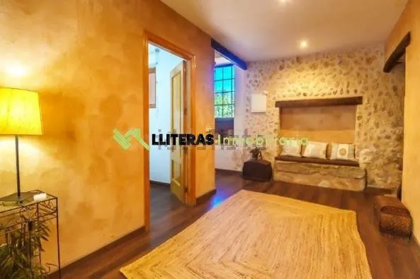 Encantadora casa de pueblo con piscina y apartamento de invi - foto 3