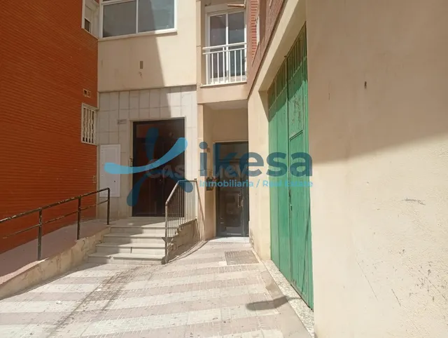 Oportunidad Única: Moderno Piso de 2 habitaciones en Adra