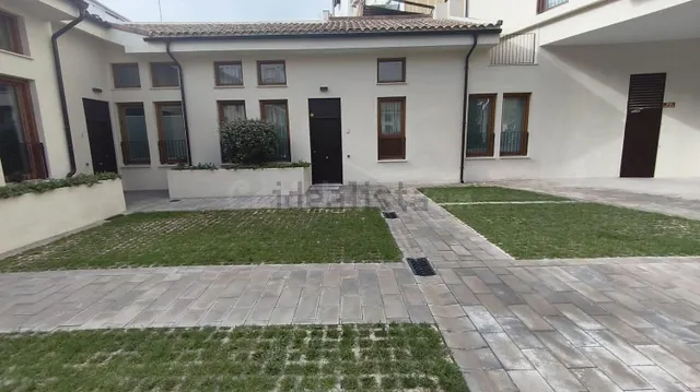 Alquiler de casa adosada dúplex en El Carmen — 27