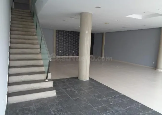 Local comercial en venta en El Campello (Alicante) – 235 m2 - foto 3