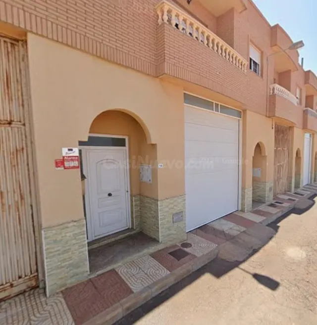 Se vende casa independiente OKUPA en Calle Loja 12 de Roquet - foto 3