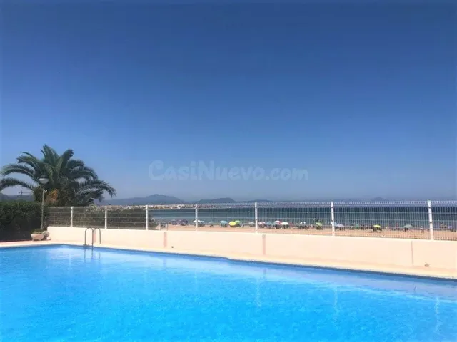 APARTAMENTO CON SALIDA DIRECTA A LA PLAYA - foto 2