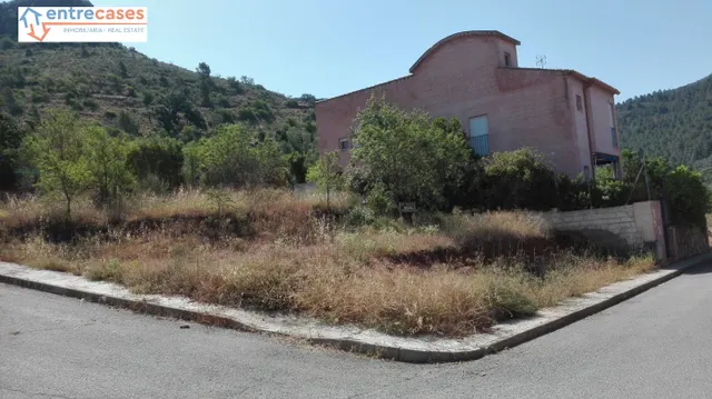 PARCELA URBANA EN AZÚEBAR — 22