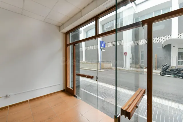 Alquiler Local Comercial de 60m2 – Totalmente Reformado y Li - foto 3