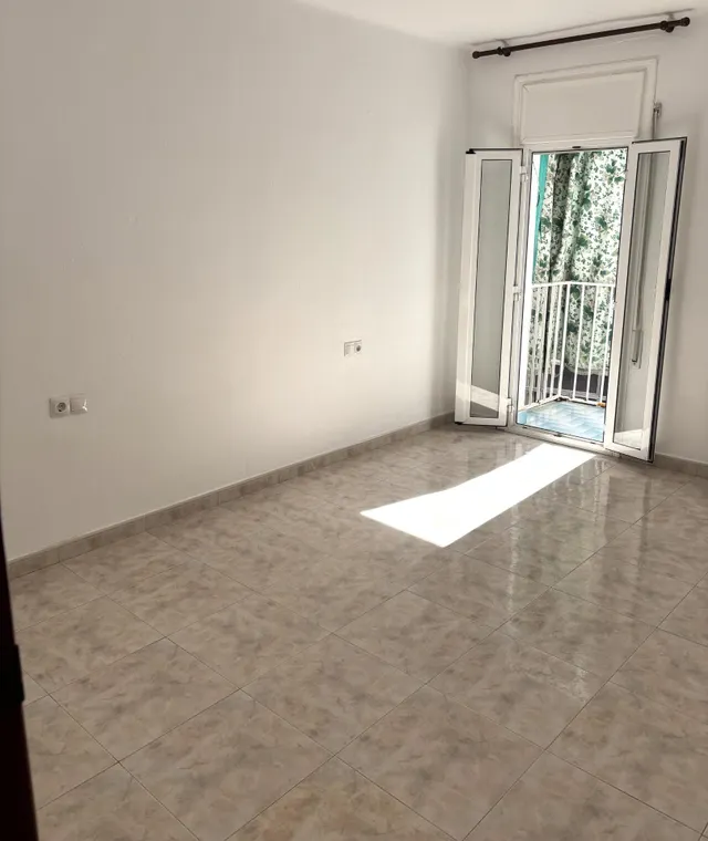 Piso en venta en el centro de l’hospitalet de llobregat – carrer bellavista — 14
