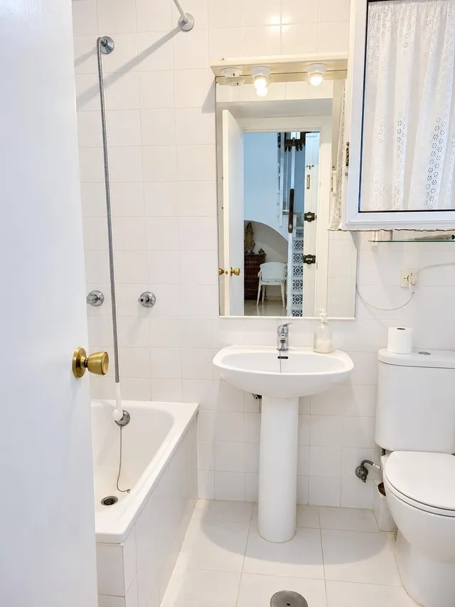 Se vende bonita casa en Mairena del aljarafe, zona Simón verde. — 25