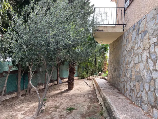 Casa con parcela en Los Balcones, Torrevieja. 5 dormitorios, 2 baños — 19