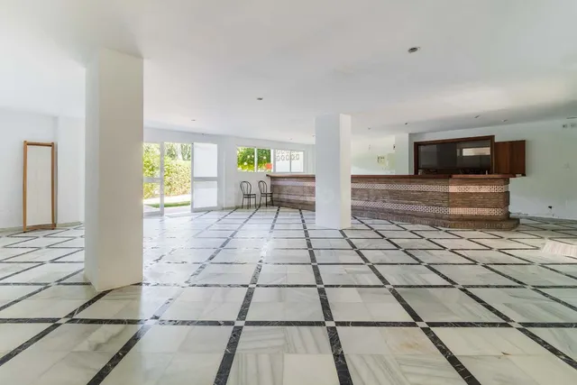 Negocio 4 habitaciones 236m² en venta - Costa Del Sol — 5