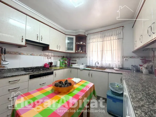 CHALET CON PISCINA, GARAJE Y TERRAZA — 7