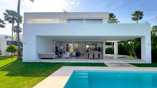 Chalet 3 habitaciones 195m² en venta - Marbella