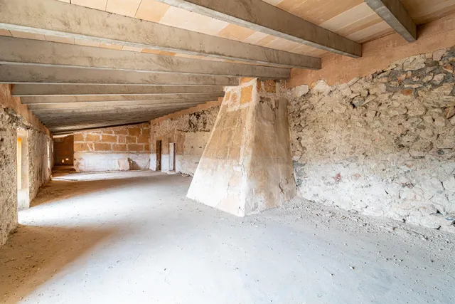 Casa Rústica del Siglo XVIII con 46 hectáreas de terreno, en la cima de una montaña en Manacor — 35
