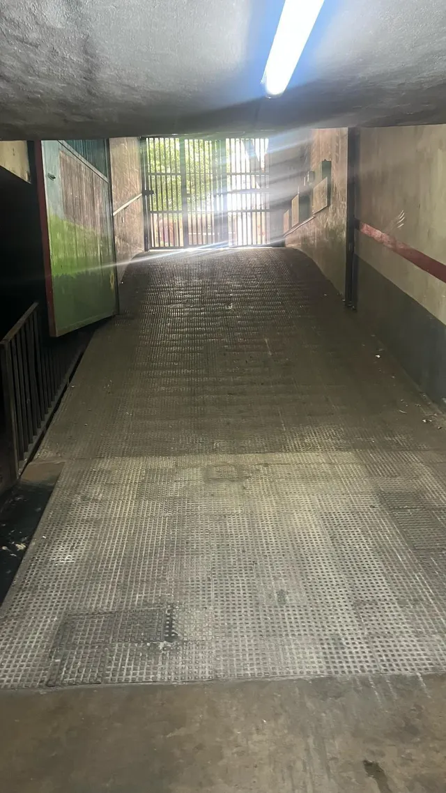 GARAJE EN VENTA EN PASAJE VENTURA FELIU — 3