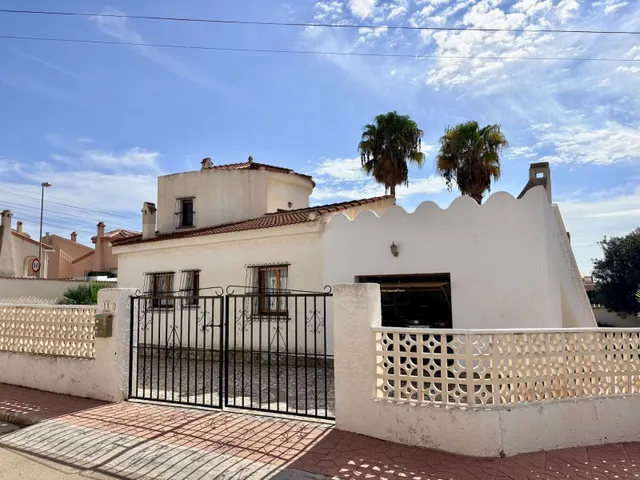 Villa 3 habitaciones 141m² en venta - Centro de la Ciudad Quesada — 23