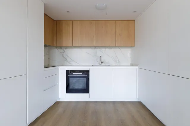 ¡Oportunidad única! Vivienda a estrenar con diseño moderno y plaza de aparcamiento opcional. — 15