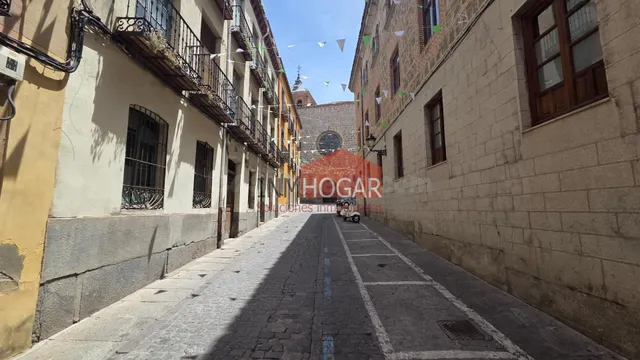 EDIFICIO EN VENTA EN LA ZONA AMURALLADA DEL CHICO, ÁVILA - foto 5