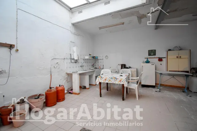 AMPLIA CASA DE PUEBLO CON TERRAZA, BALCÓN Y TRASTERO — 20