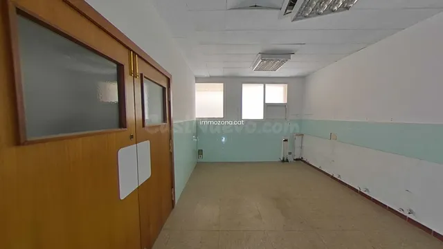 2 LOCALES DE 821 M2. EN TOTAL, FIGUERES - foto 4