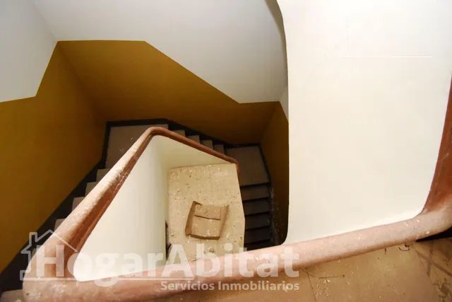 AMPLIA CASA CON 2 TERRAZAS CERCA DEL CENTRO — 31