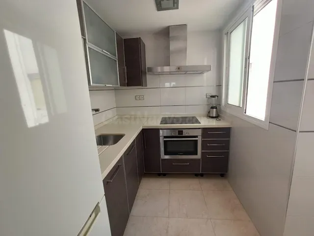 Piso en alquiler de 3 habitaciones - foto 2