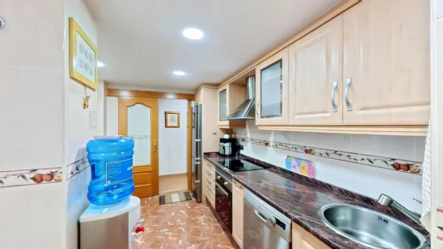 ¡Espectacular piso totalmente renovado junto al Bulevar del Pla! — 7
