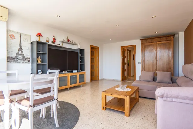 Piso en venta en Caleta de Vélez junto al mar — 10