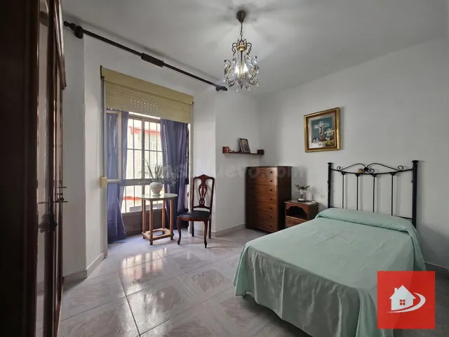 CASA ZONA CALLE BAÑOS