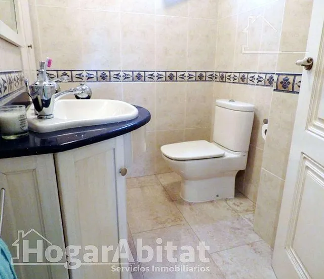 ¡CASA ESPECTACULAR! AMPLIA Y LUMINOSA CON BALCÓN Y TERRAZA — 39