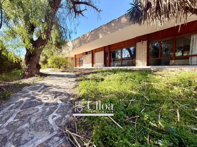 EXCLUSIVO CHALET INDEPENDIENTE CON GRAN PARCELA Y PISCINA PR - foto 3