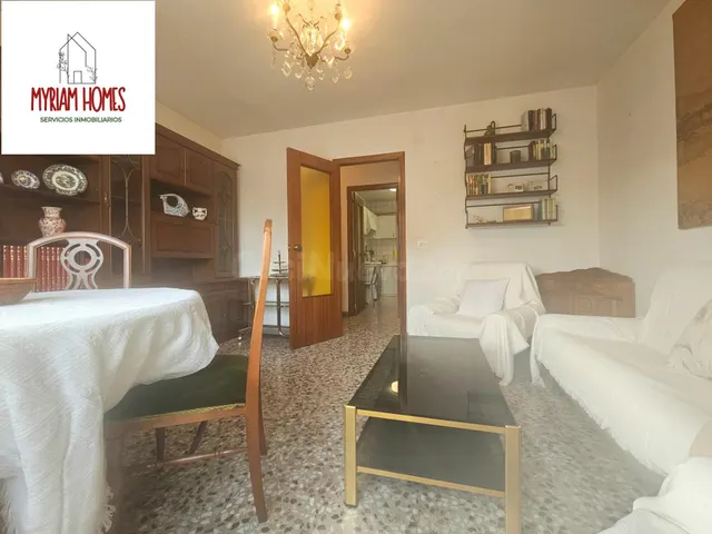 AMPLIO PISO EN VENTA EN CABANES - foto 5