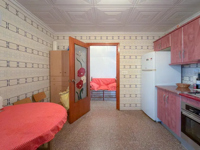 Oportunidad! Amplio apartamento con 4 dormitorios + 2 Baños y Terraza con vistas laterales al mar (160 mts playa) — 14