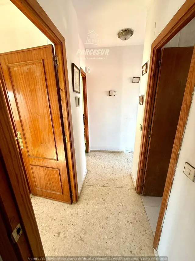 ZONA HIGUERON -Oportunidad única en el corazón del barrio! Casa + negocio en venta — 11