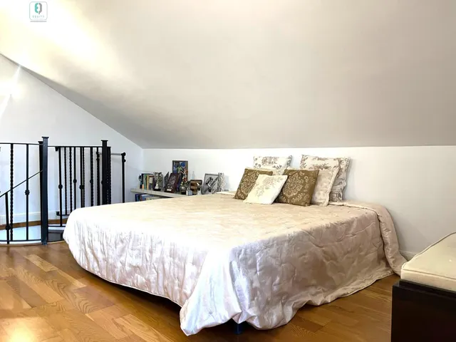 PRECIOSO ÁTICO DÚPLEX EN LA MEJOR ZONA DE LA ZUBIA — 22