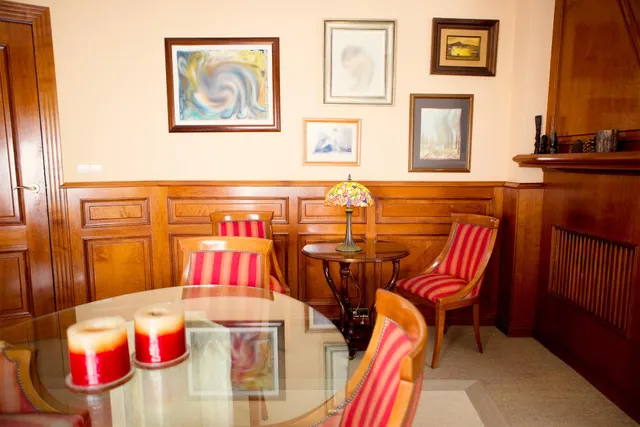 Urbis te ofrece un exclusivo chalet en venta en Salamanca. — 29