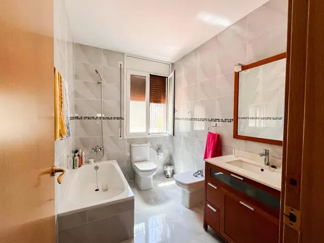 PRECIOSO CHALET A LA VENTA EN ESPARREGUERA - URB CAN RIAL  (BARCELONA) — 18