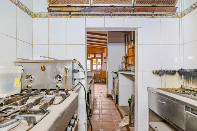 Local en Venta en la Calle Sol — 12