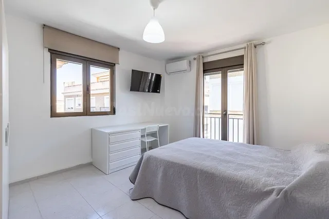 Armilla. Se alquila bonito piso amueblado de 2 dormitorios y - foto 5