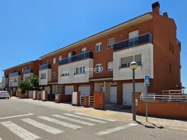 ¡a estrenar! espectacular casa adosada con gran jardín a 20 min de Lleida — 59