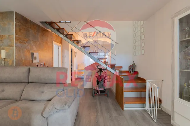 En venta Chalet adosado unifamiliar en Santovenia de Pisuerga — 13