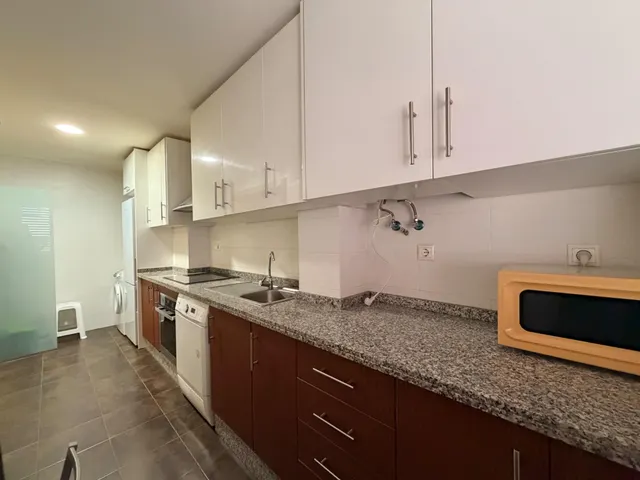 ALQUILER EN PLENO CENTRO DE ELCHE — 12