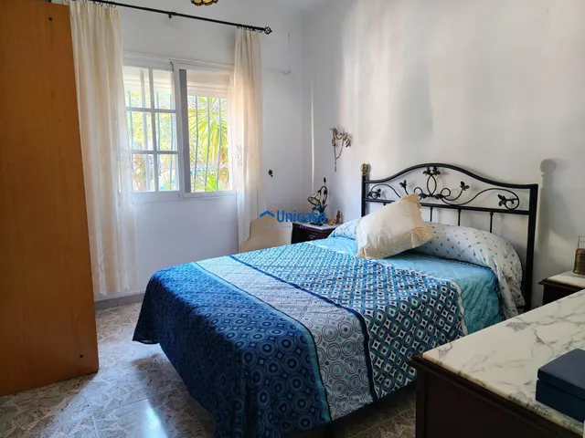 Casa mata en una sola planta con amplio garaje y precioso patio andaluz en el tomillar — 18